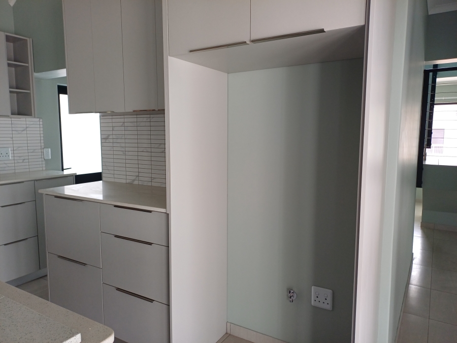 To Let 3 Bedroom Property for Rent in Shelley Point Western Cape